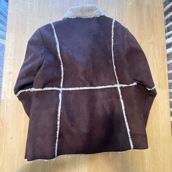 Viking Jacket Size XLarge - Dark Brown, Faux fur, Cabelas, Pockets, buttons, XL - Picture 4 of 4